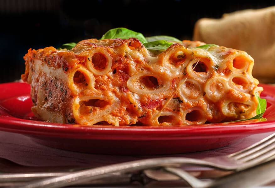 Ziti napoletani: origine, sughi, condimenti e ricetta al forno