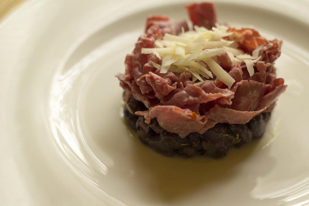 Carne salada: dall’Alto Garda un grande classico della gastronomia trentina